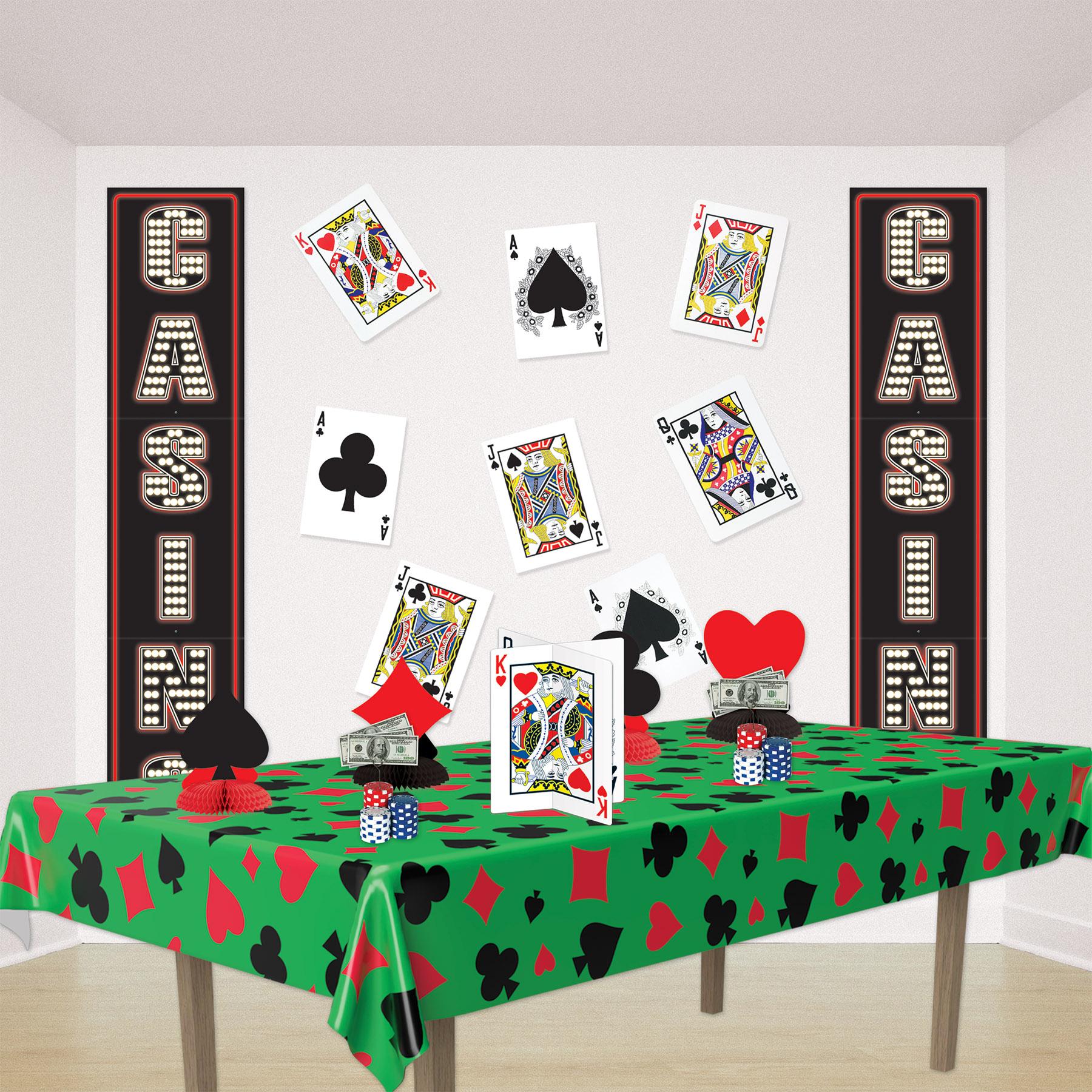 Beistle 3-D Playing Card Party Centerpiece