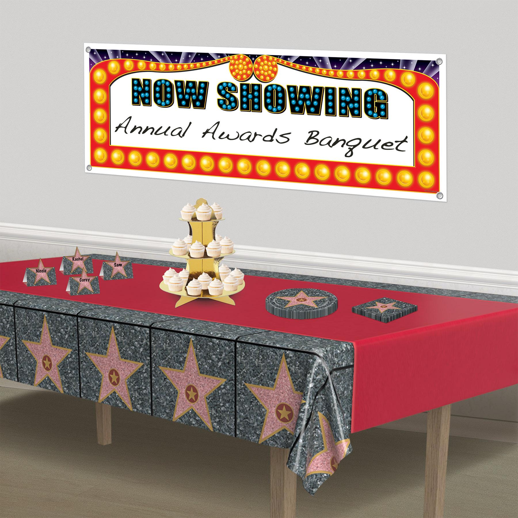 Beistle Red Carpet Star Party Tablecover